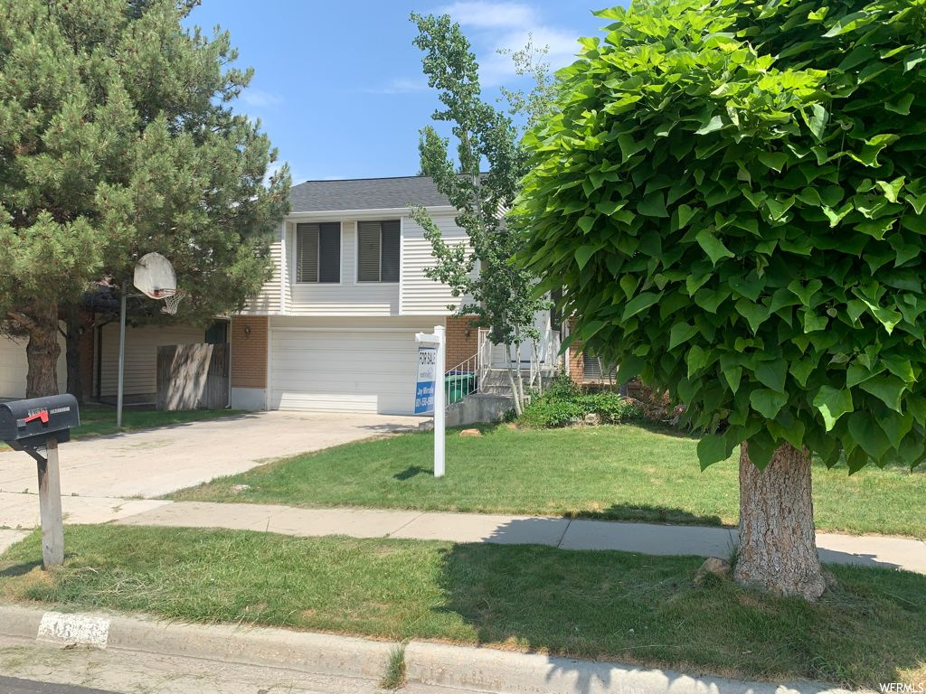 1611 E Edgecliff Dr, Sandy, UT 84092