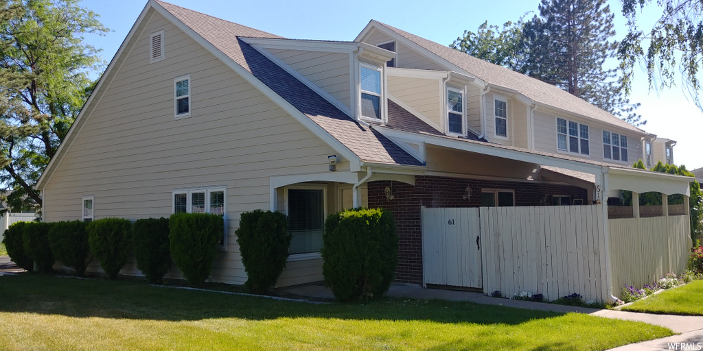 61 W Pheasantbrook Dr, Centerville, UT 84014