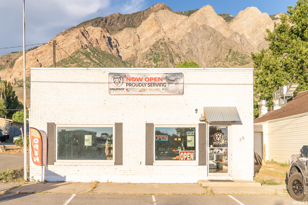 39 S Main St, Willard, UT 84340
