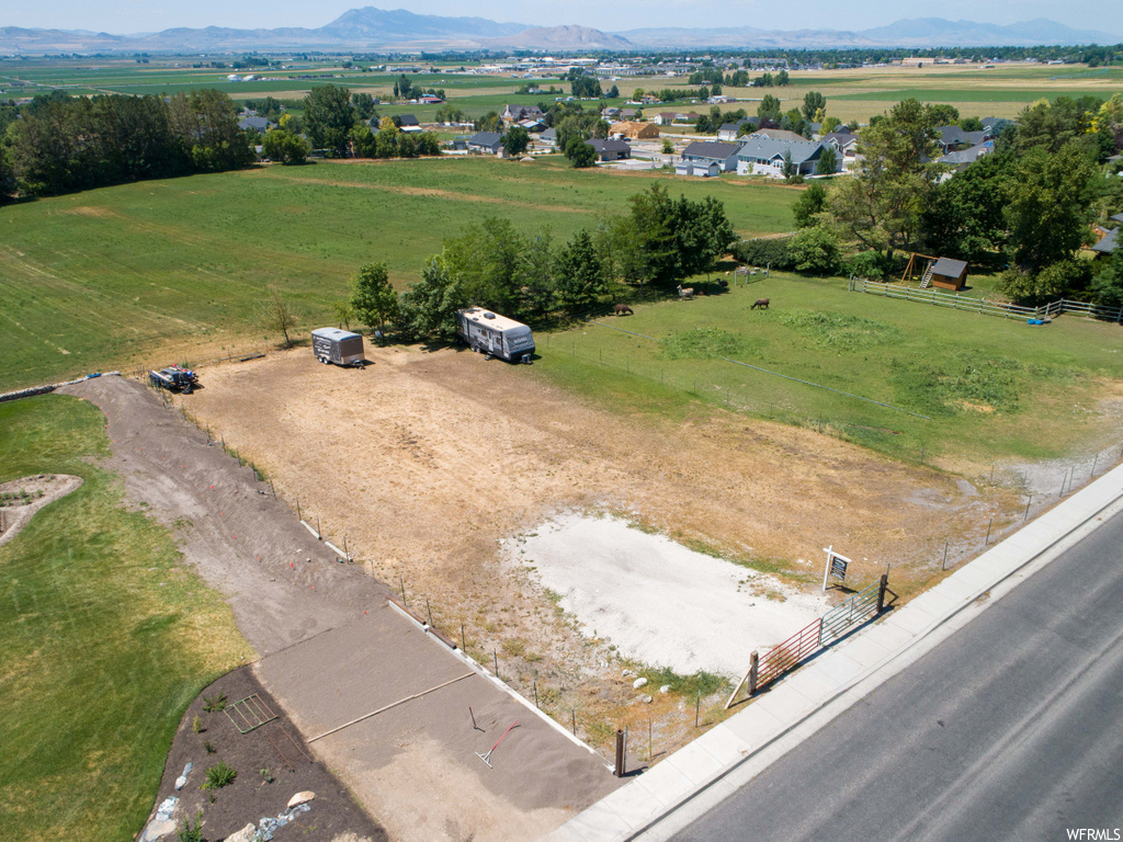 365 N 400 E, Hyde Park, UT 84318