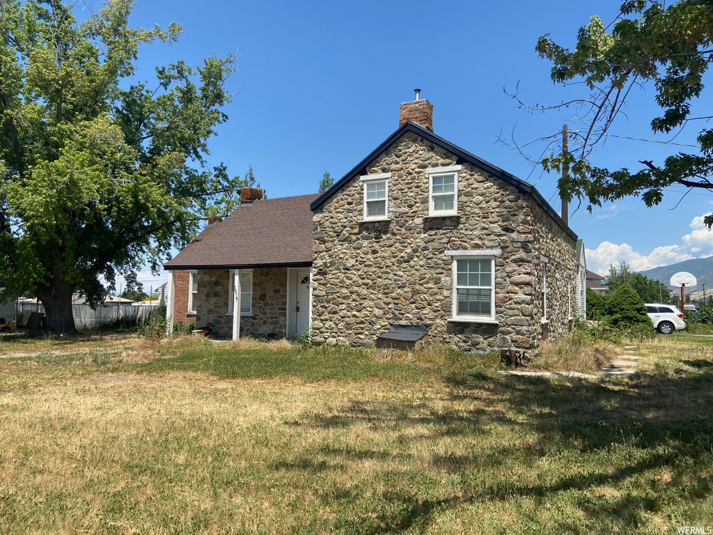 1017 N 200 W, Bountiful, UT 84010