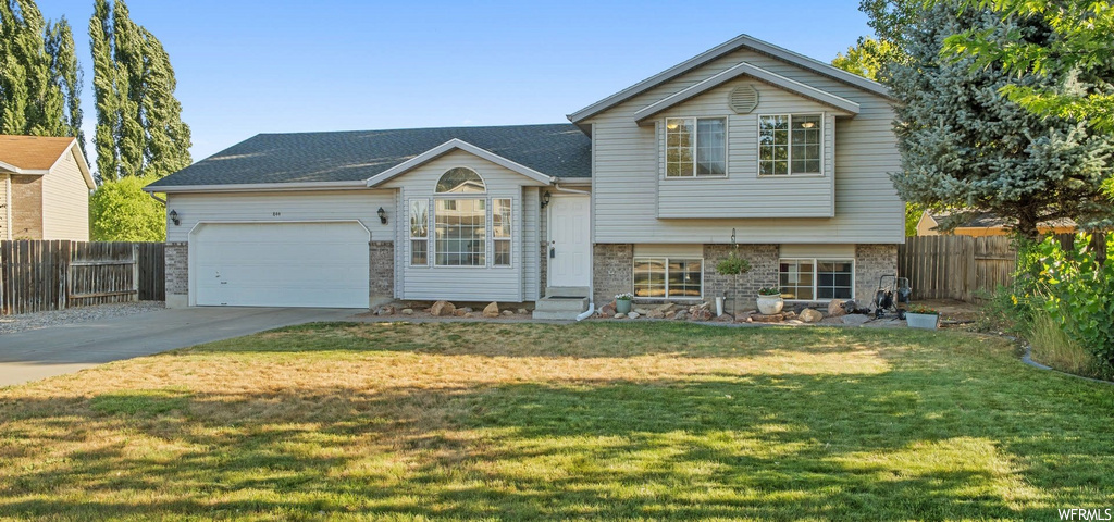 844 W 1875 N, Clinton, UT 84015