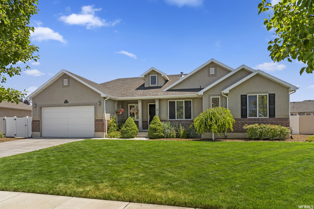 1924 N 2750 W, Clinton, UT 84015