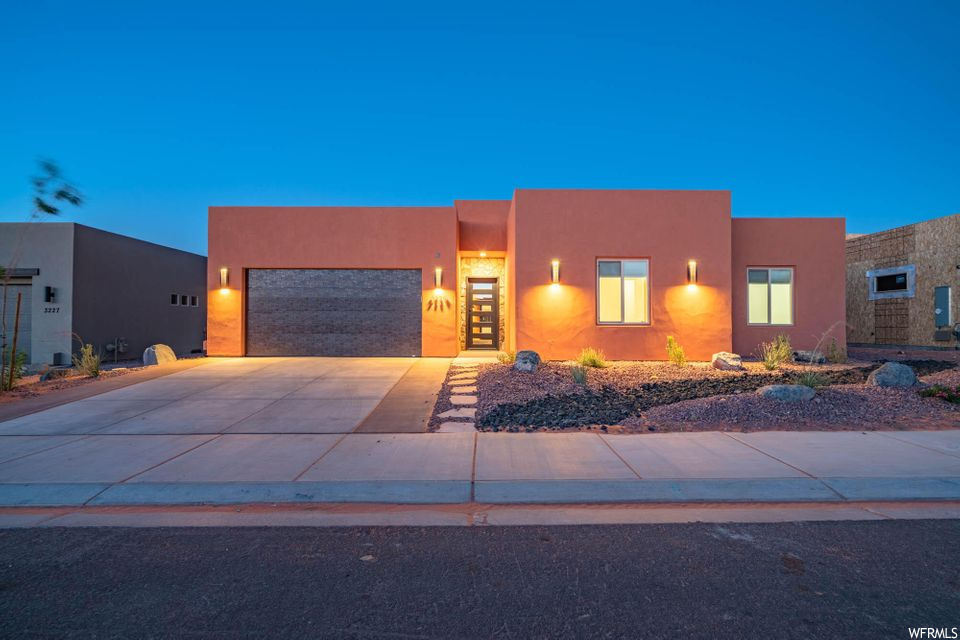 3229 S Hideaway Pl, Hurricane, UT 84737