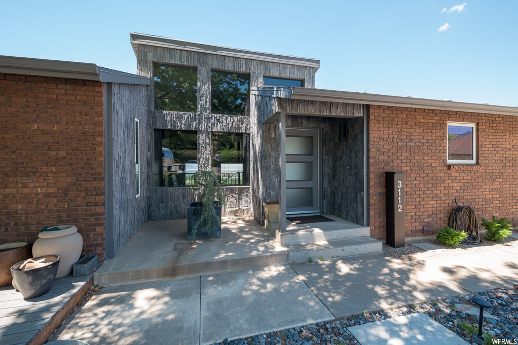 3112 E Lakeview Cir N, Layton, UT 84040