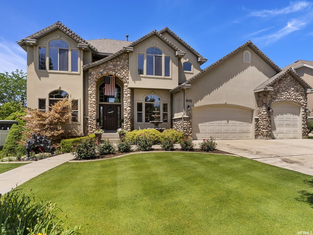 1602 Harvey Rd, Fruit Heights, UT 84037