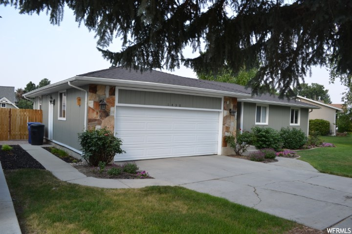 1430 E Eastpoint Dr, Sandy, UT 84092