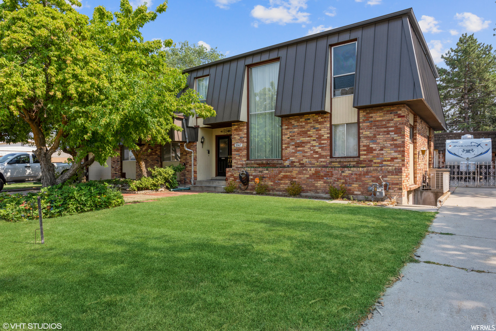 2067 W 4750 S, Roy, UT 84067