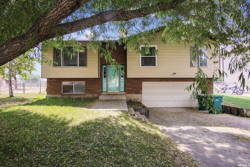 4851 S 3200 W, Roy, UT 84067