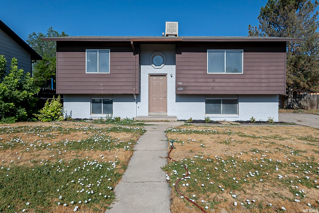 1920 S 200 E, Clearfield, UT 84015