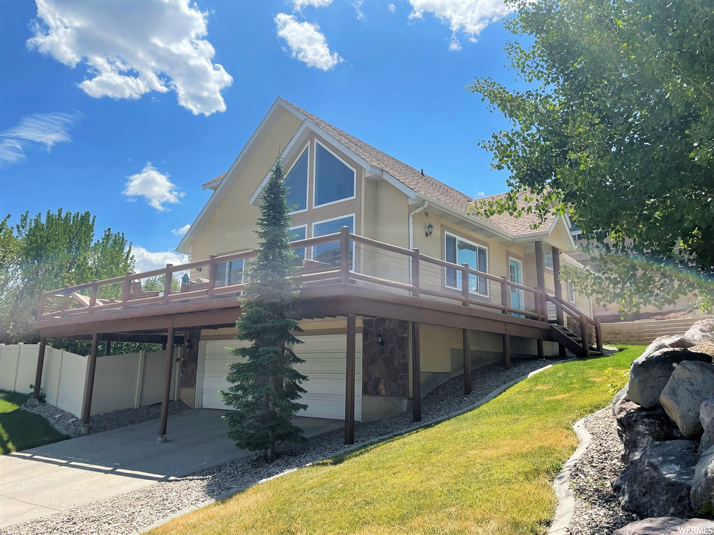 1658 E Jordan Point Dr, Sandy, UT 84092
