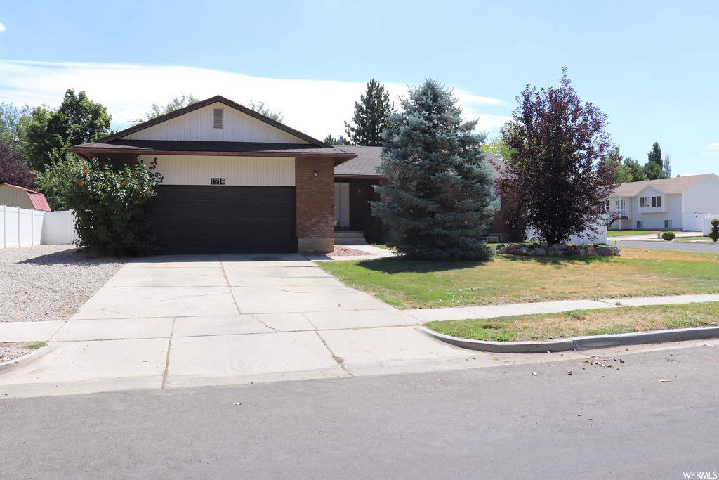 1716 N 1300 W, Clinton, UT 84015
