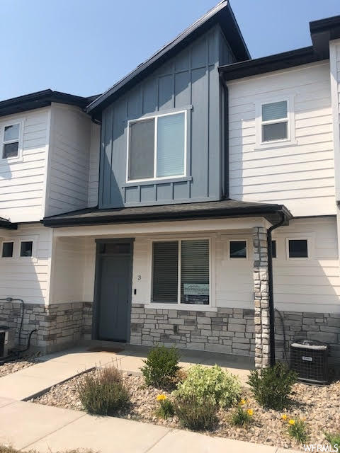 272 E 1725 N #3, North Logan, UT 84341