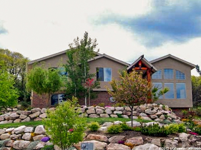 420 Canyon Estates Dr, Bountiful, UT 84010