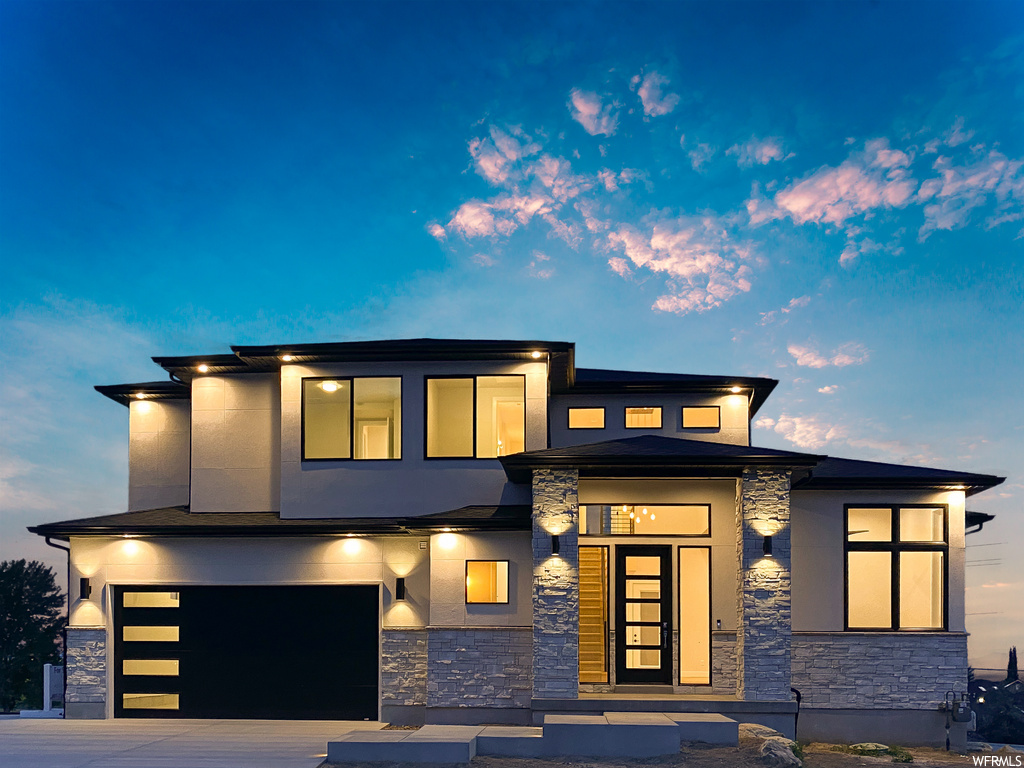 1366 E Heights Way, Fruit Heights, UT 84037