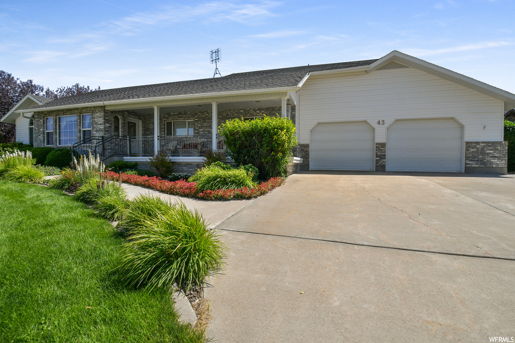 43 E 2nd N, Bloomington, ID 83223