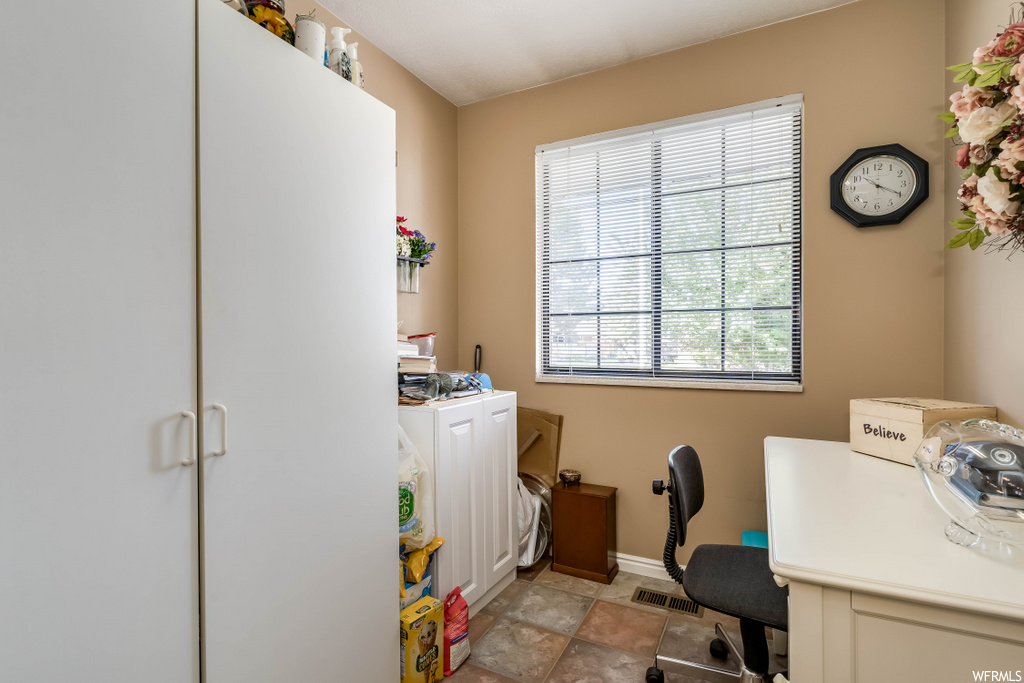 5506 S 100 E, Washington Terrace, UT 84405