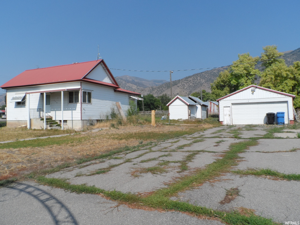 110 S 100 E, Millville, UT 84326