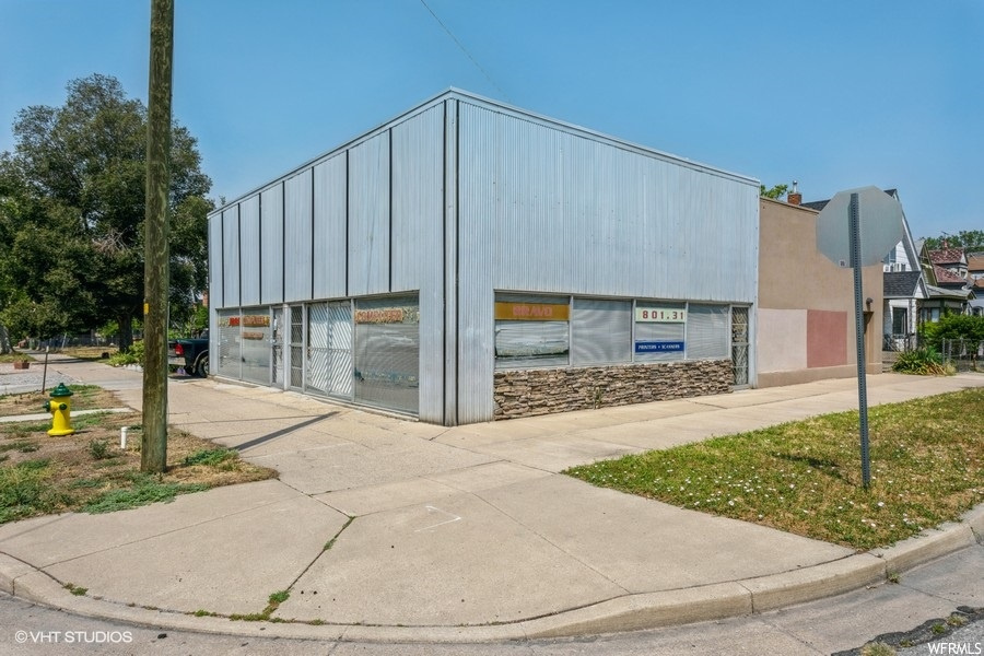 584 E 24th St S, Ogden, UT 84401