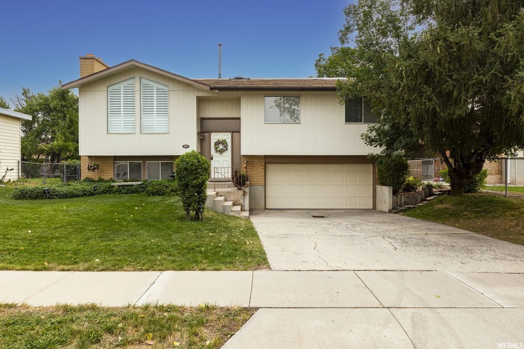 3855 W Pinehurst Cir, West Valley City