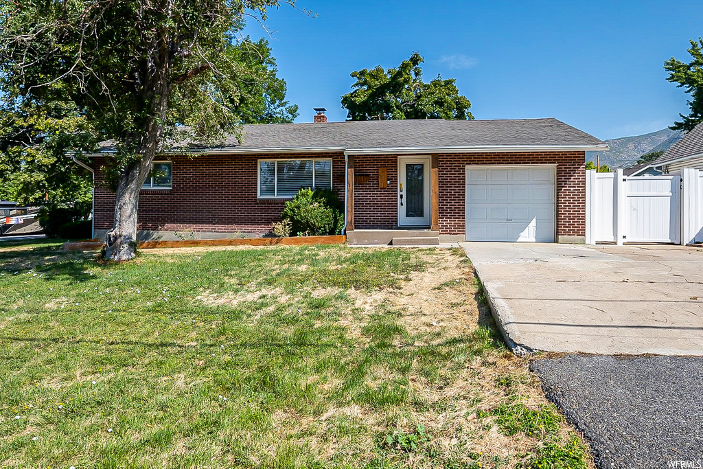 131 E 100 S, Centerville, UT 84014