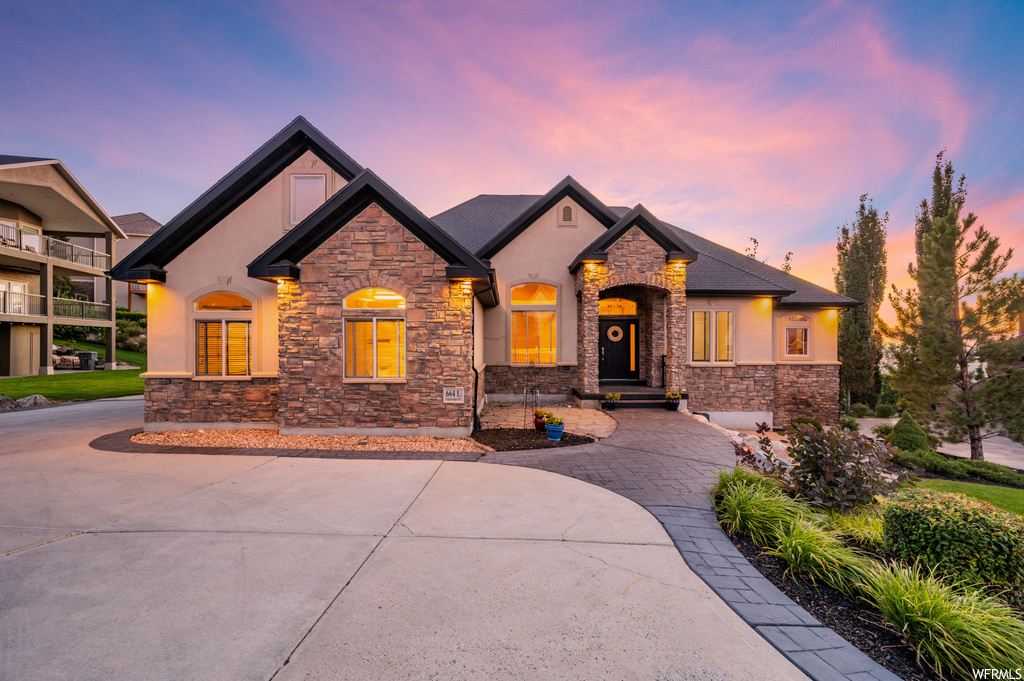 664 E EAGLERIDGE DR, North Salt Lake UT 84054