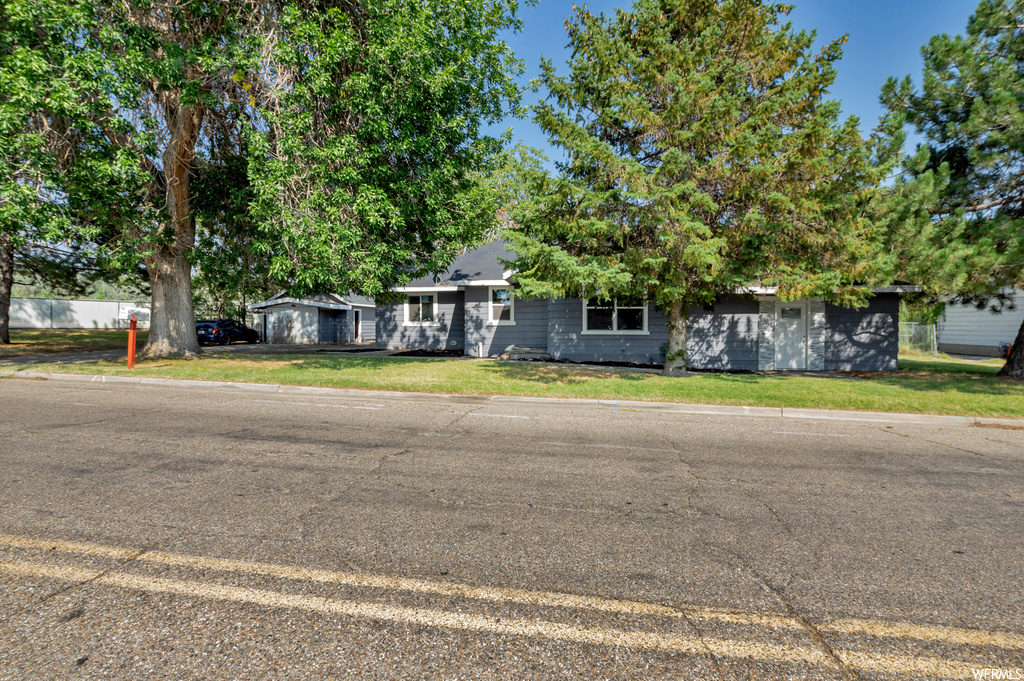 859 S 1500 E, Clearfield, UT 84015
