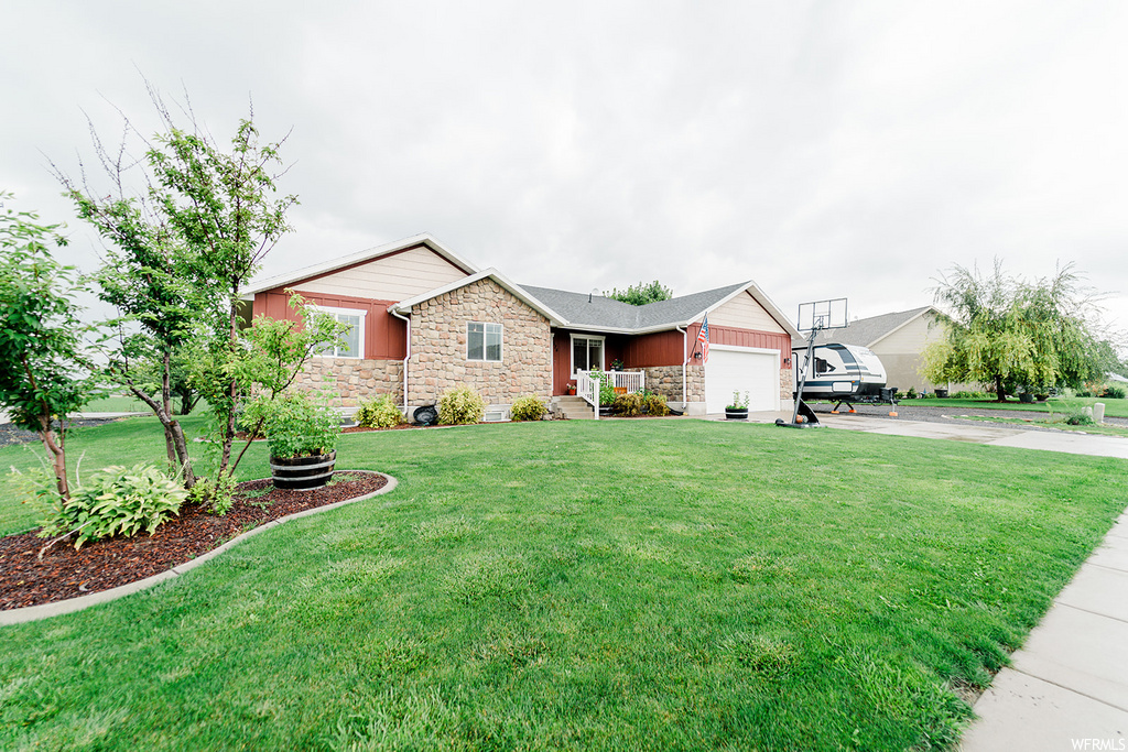 574 N 850 E, Wellsville, UT 84339