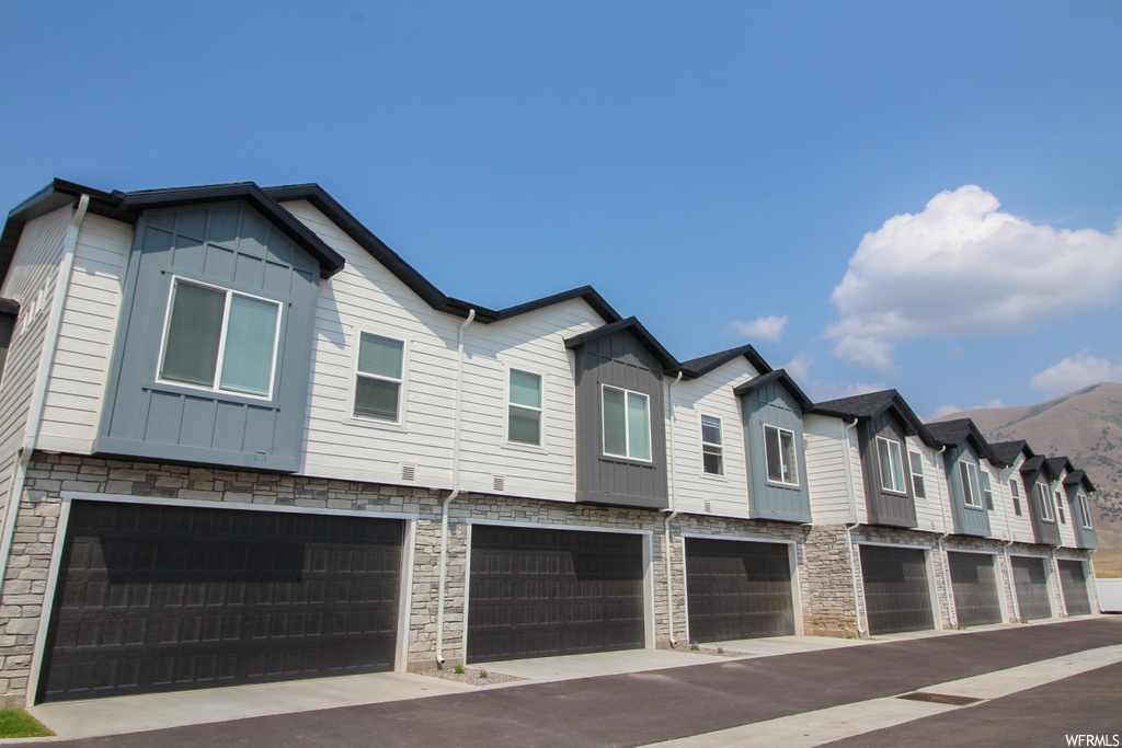 265 N 840 E, Hyrum, UT 84319