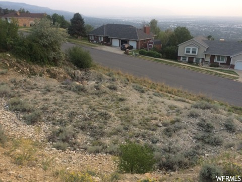 1331 E Skyline Dr, Bountiful, UT 84010