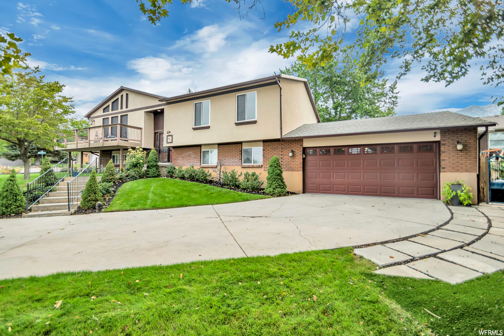 9811 S Cameron Pl E, Sandy, UT 84092