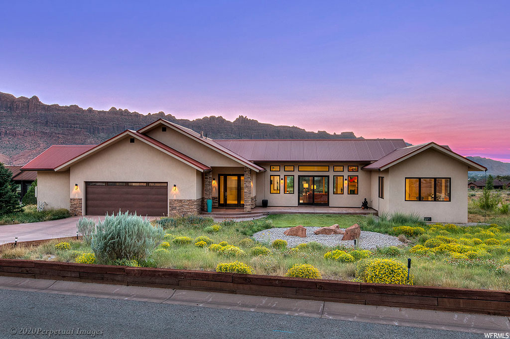 4251 E LIPIZZAN JUMP, Moab UT 84532