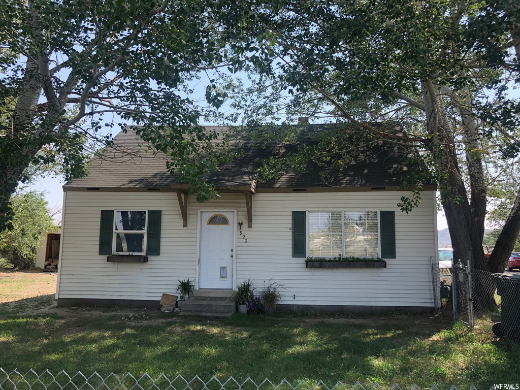 990 E Main St, Wellington, UT 84542