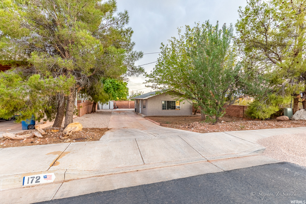 172 E 200 N, Ivins, UT 84738
