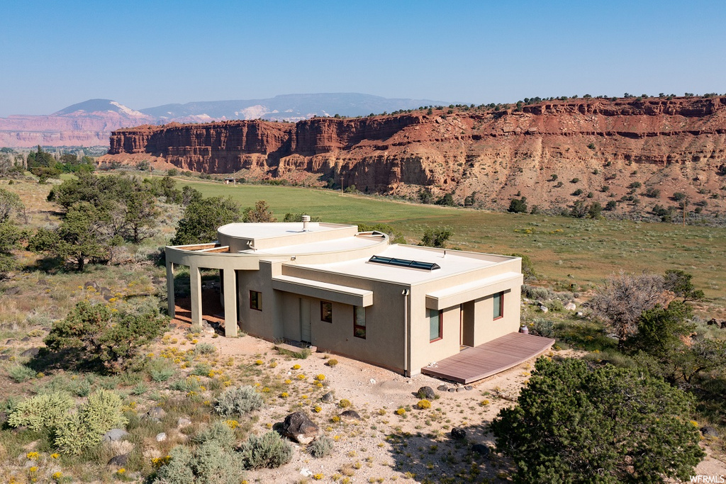 2625 E Eagle Crest Ln, Teasdale, UT 84773
