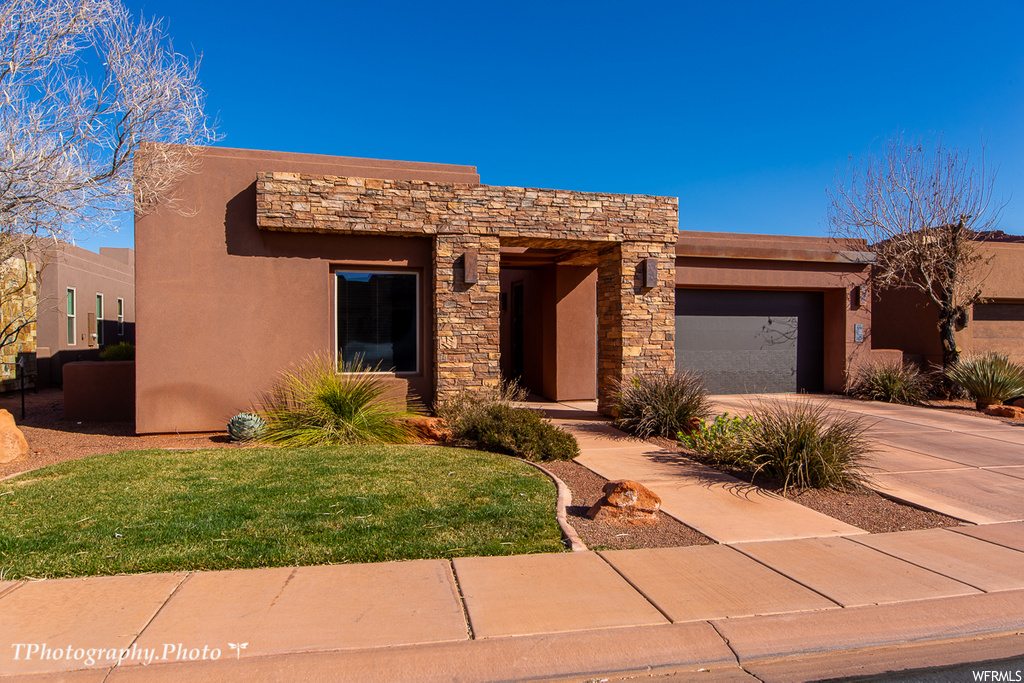 2085 N TUWEAP DR #28, St George UT 84770