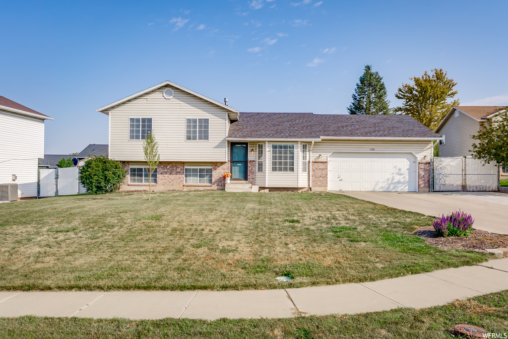 1188 W 1700 N, Clinton, UT 84015