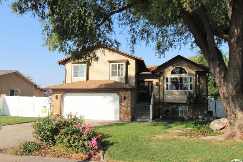 4849 S 3325 W, Roy, UT 84067