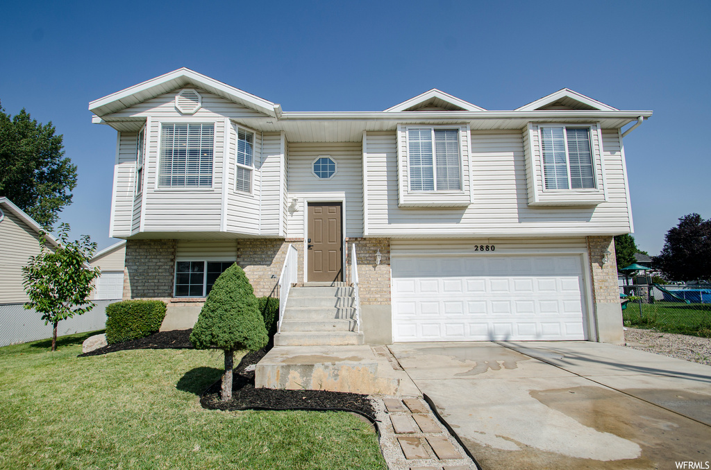 2880 W 6000 S, Roy, UT 84067