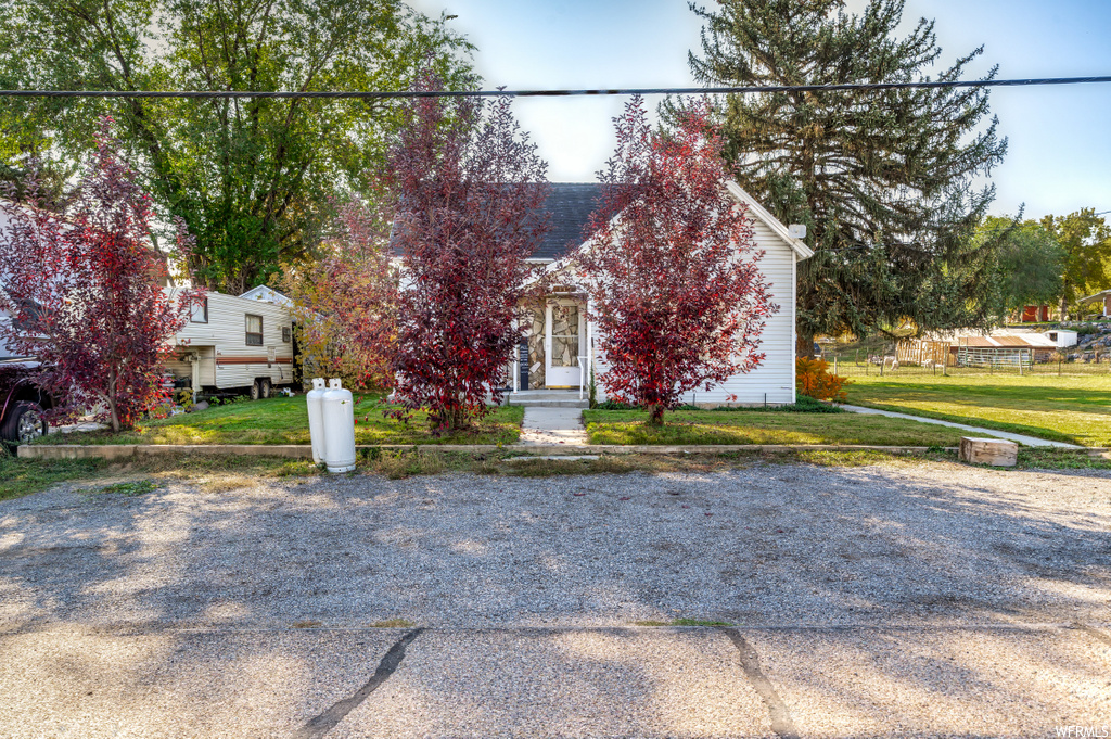 110 E Center St, Henefer, UT 84033