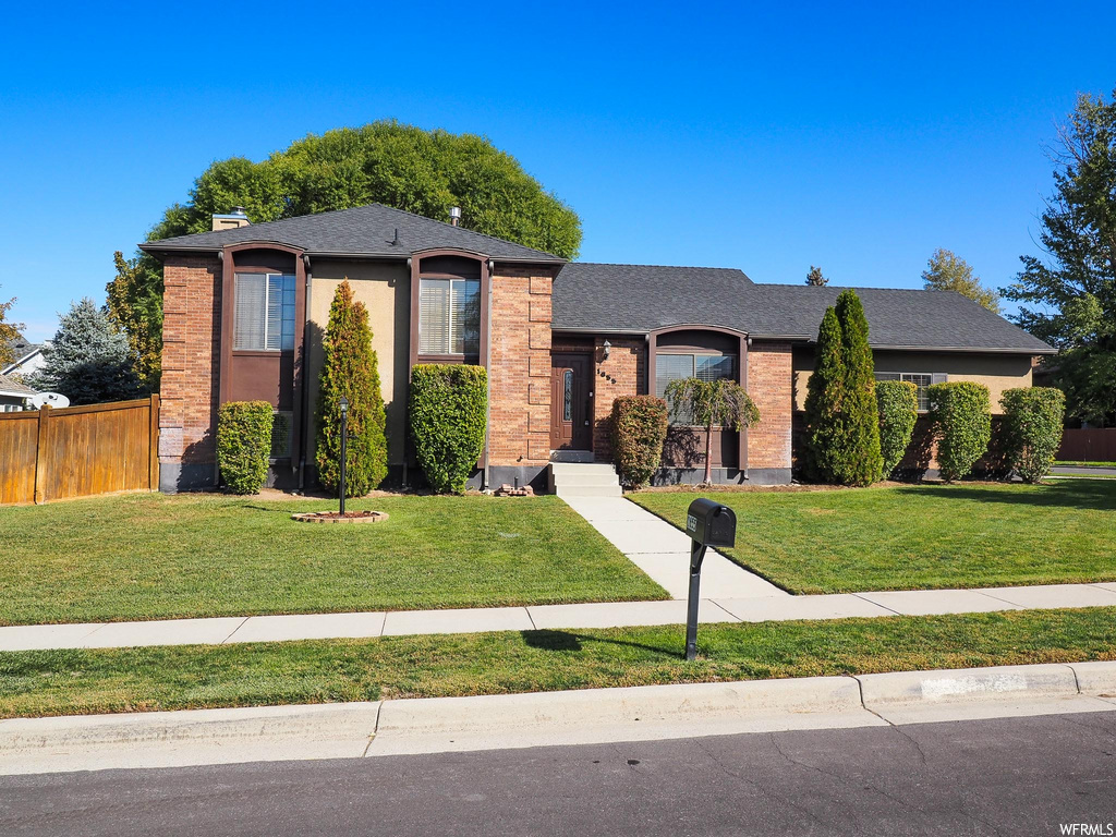 1655 E Edgecliff Dr, Sandy, UT 84092