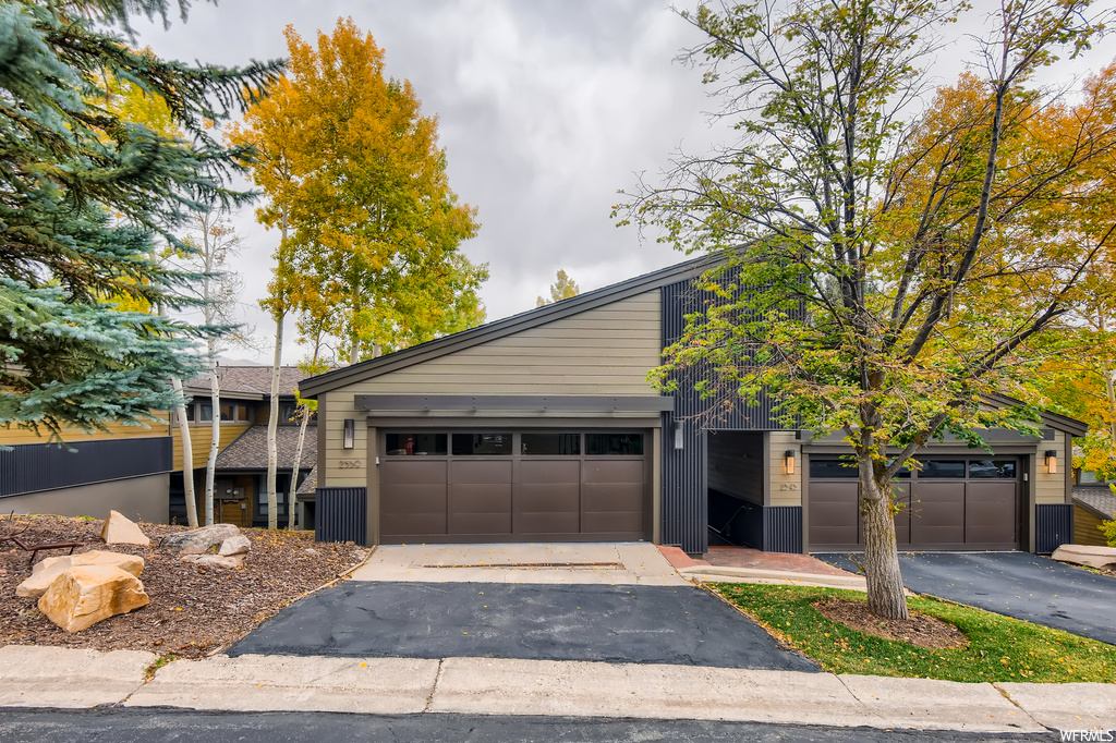 2539 FAIRWAY VILLAGE DR, Park City UT 84060
