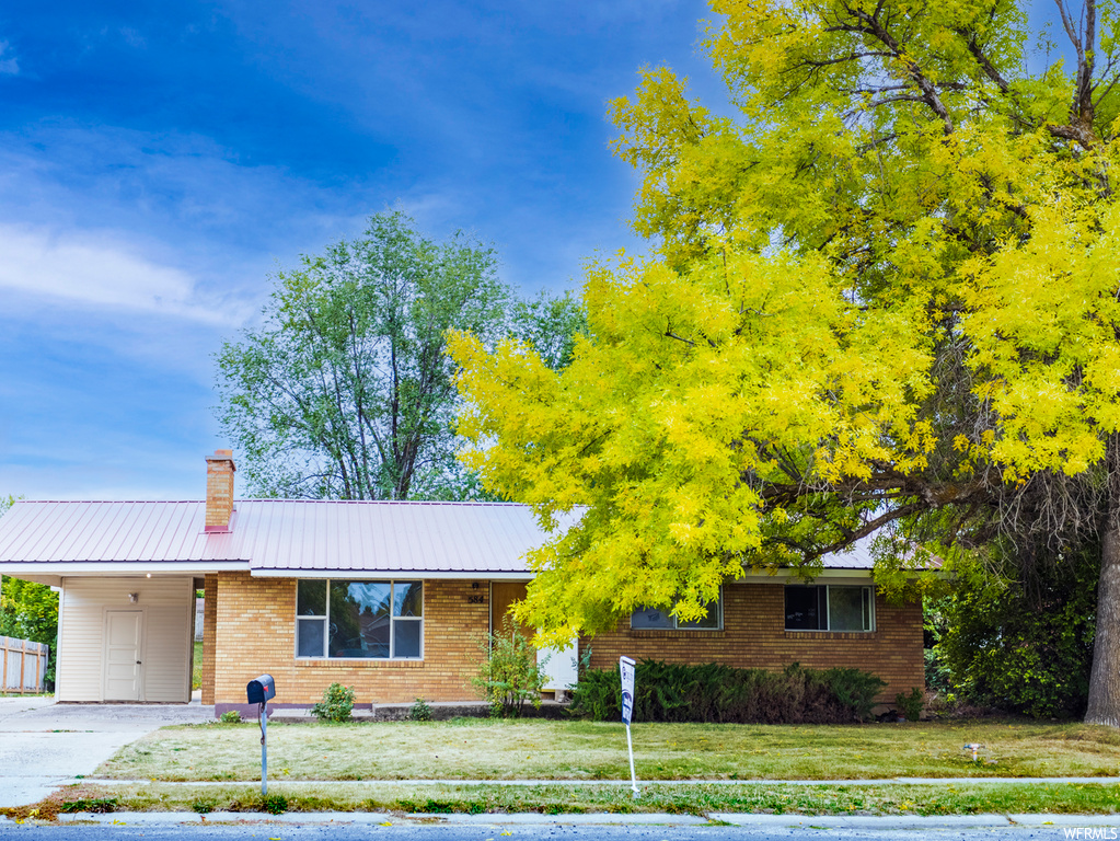 584 E 300 S, Hyrum, UT 84319