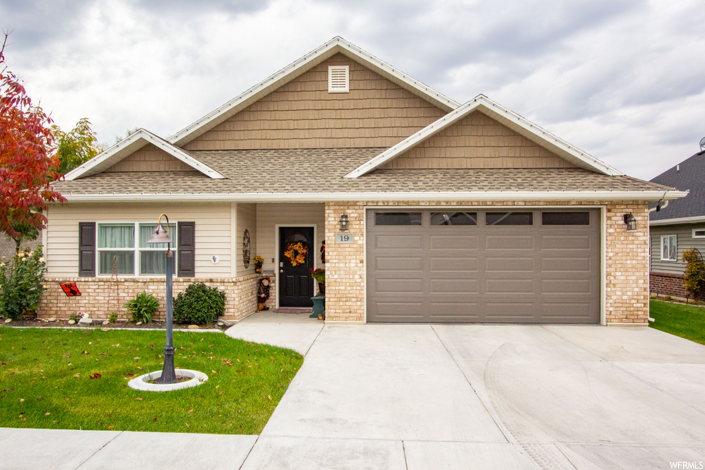 19 Leisure Loop, Hyde Park, UT 84318