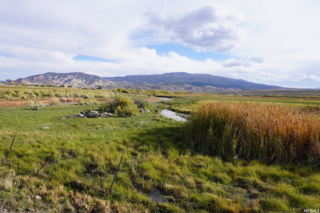 1255 W Bicknell Bottoms Rd, Bicknell, UT 84715