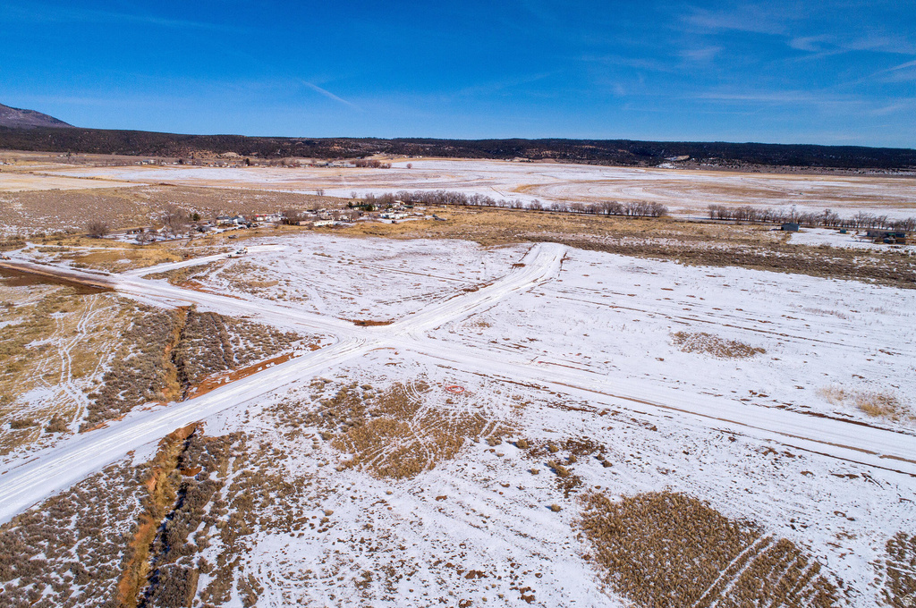 321  BOBBIE LN La Sal, UT 84530