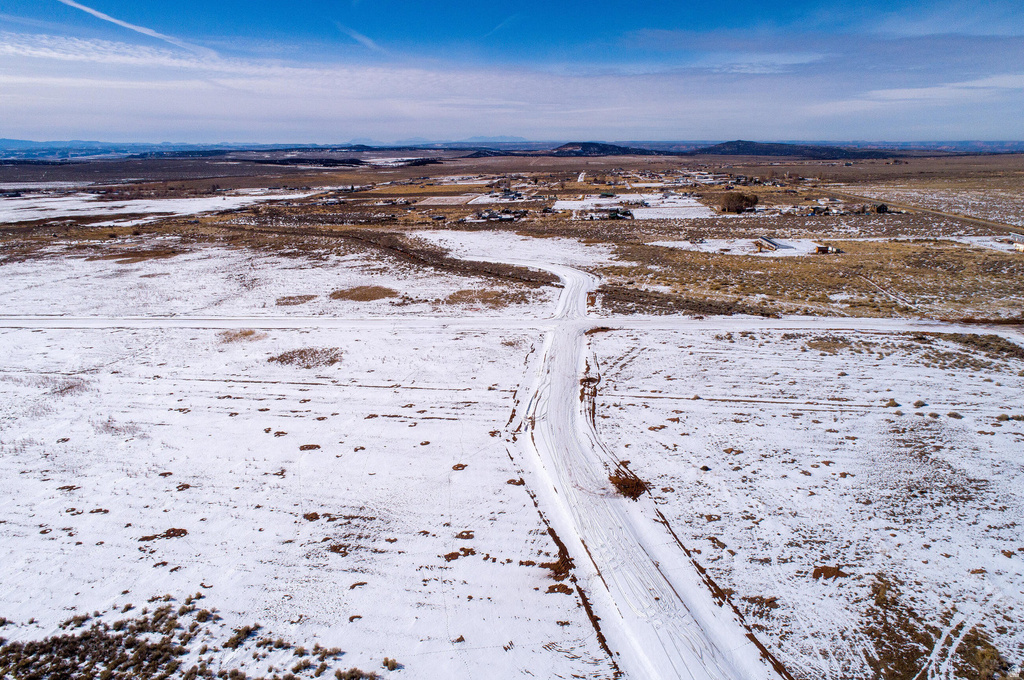 321  BOBBIE LN La Sal, UT 84530