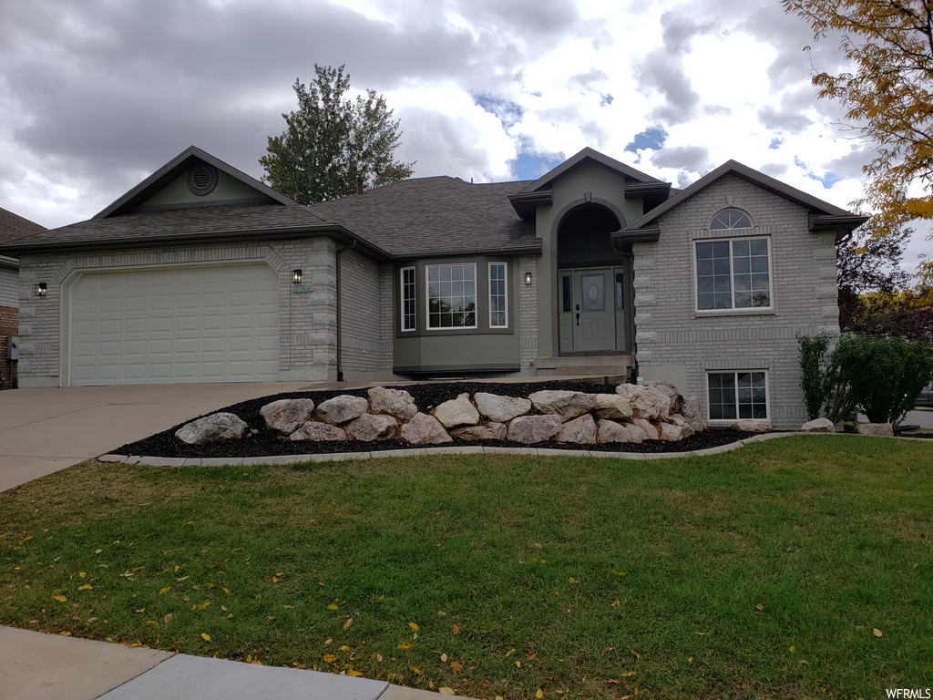 1058 E 575 N, Layton, UT 84040