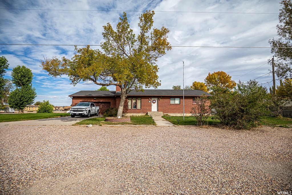 211 E 300 S, Delta UT 84624