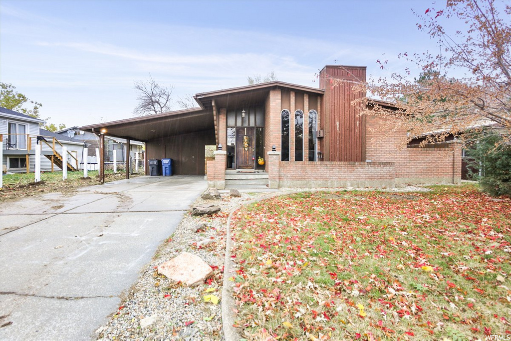 1968 E 5850 S, South Ogden, UT 84403